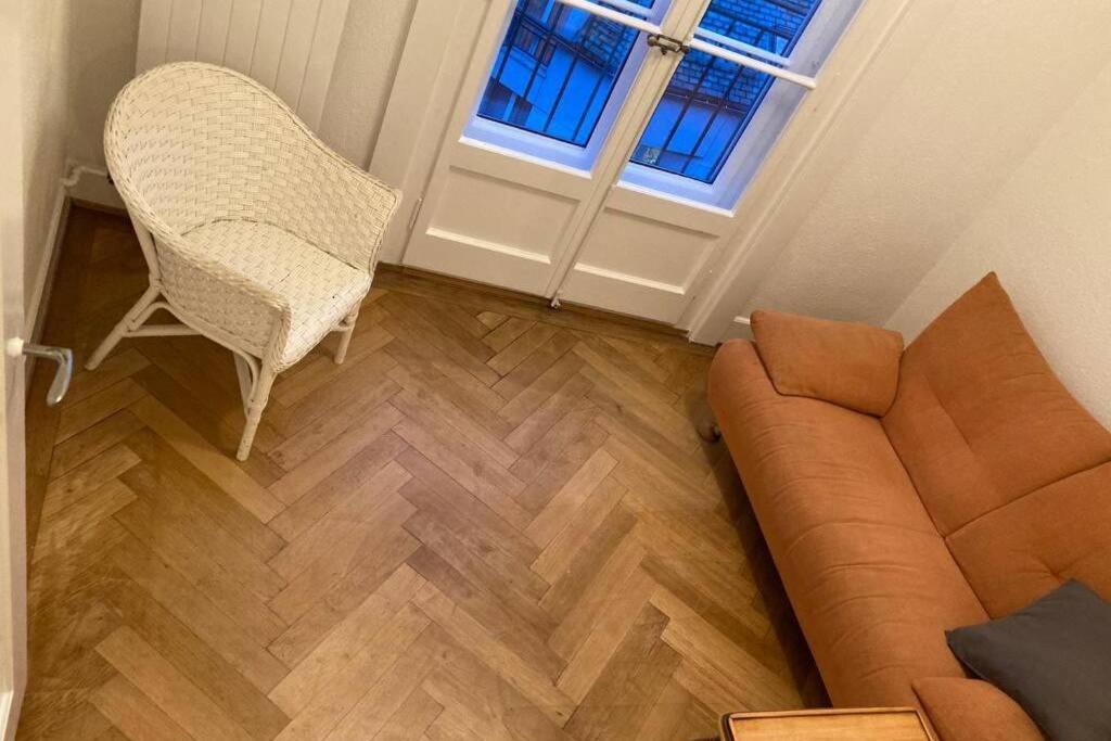 Joli 2 Pieces Dernier Etage, Lausanne Centre エクステリア 写真