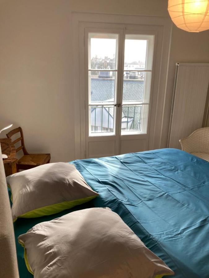Joli 2 Pieces Dernier Etage, Lausanne Centre エクステリア 写真